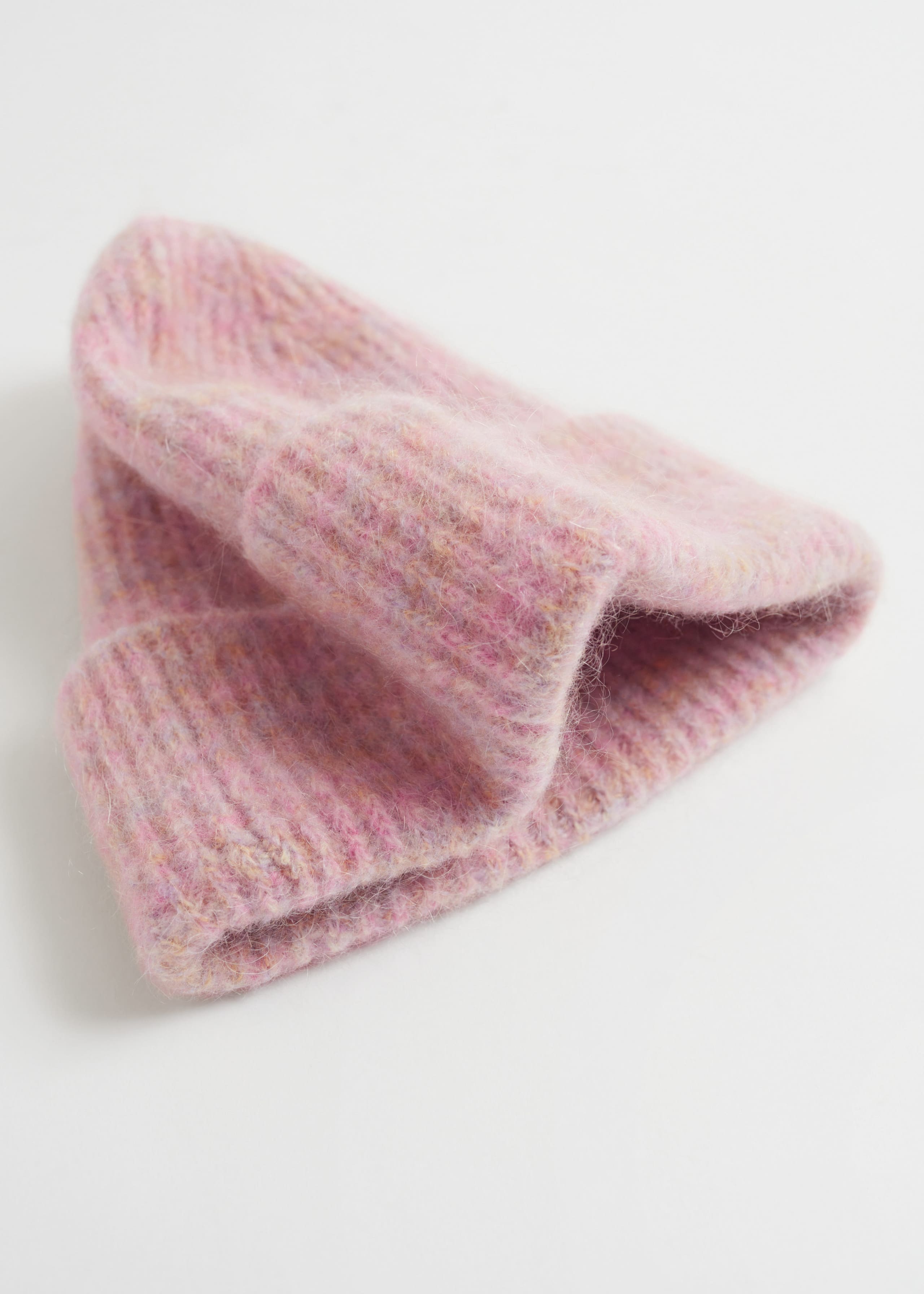 Gorro de lana con acabado jaspeado - {{variantName}} - Detalle descriptivo