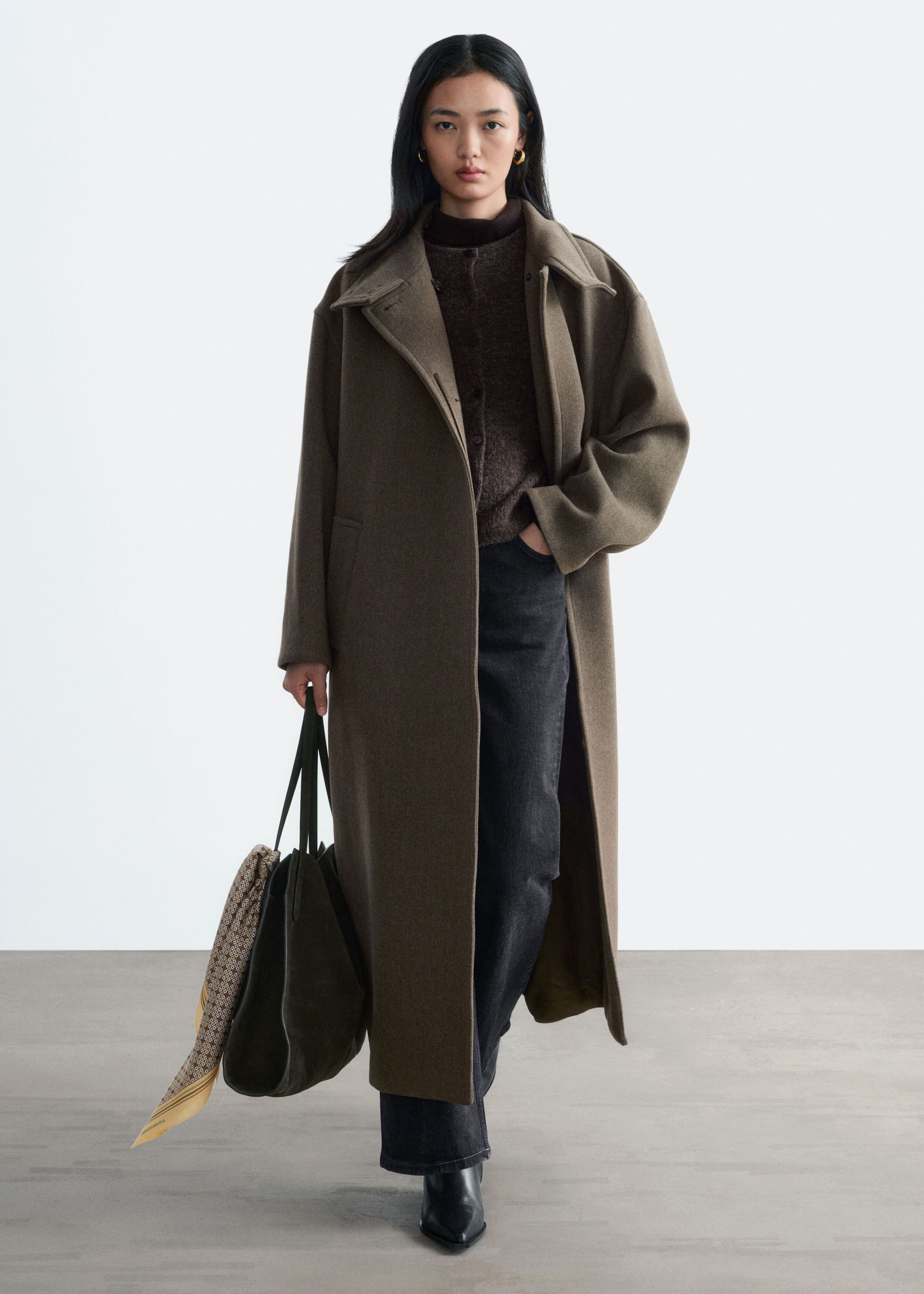Oversized Coat - Brown - Lookbook
