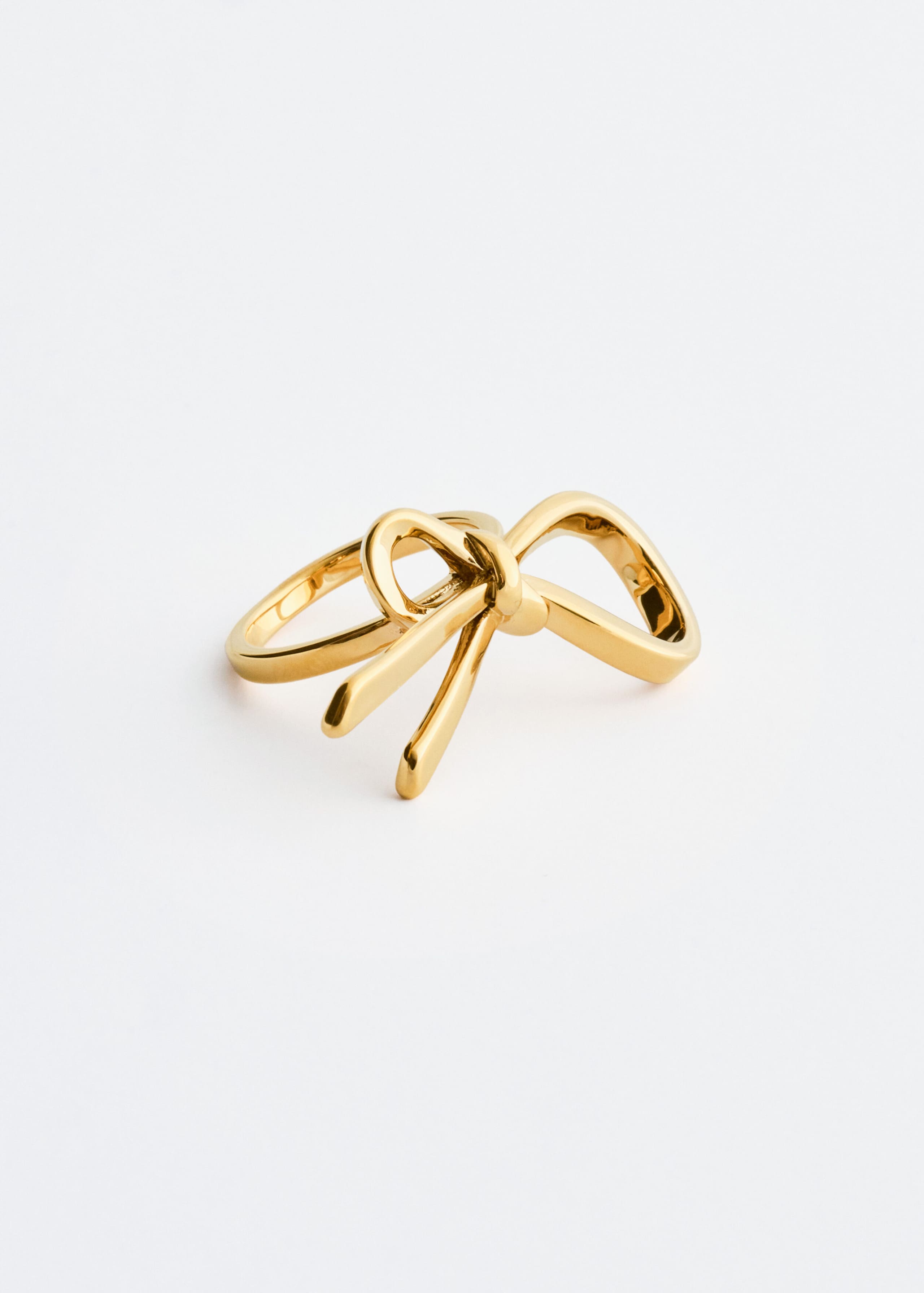 Delicate Knot Ring - Gold - Still Life
