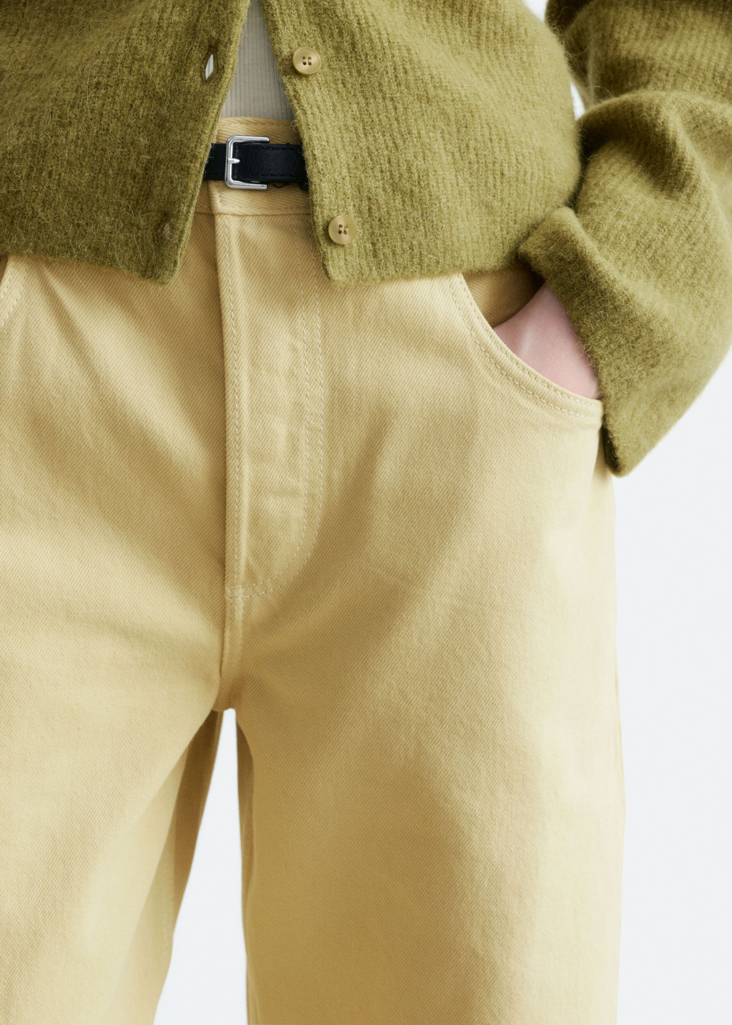 Barrel-Leg Jeans - Light Blue - Lookbook