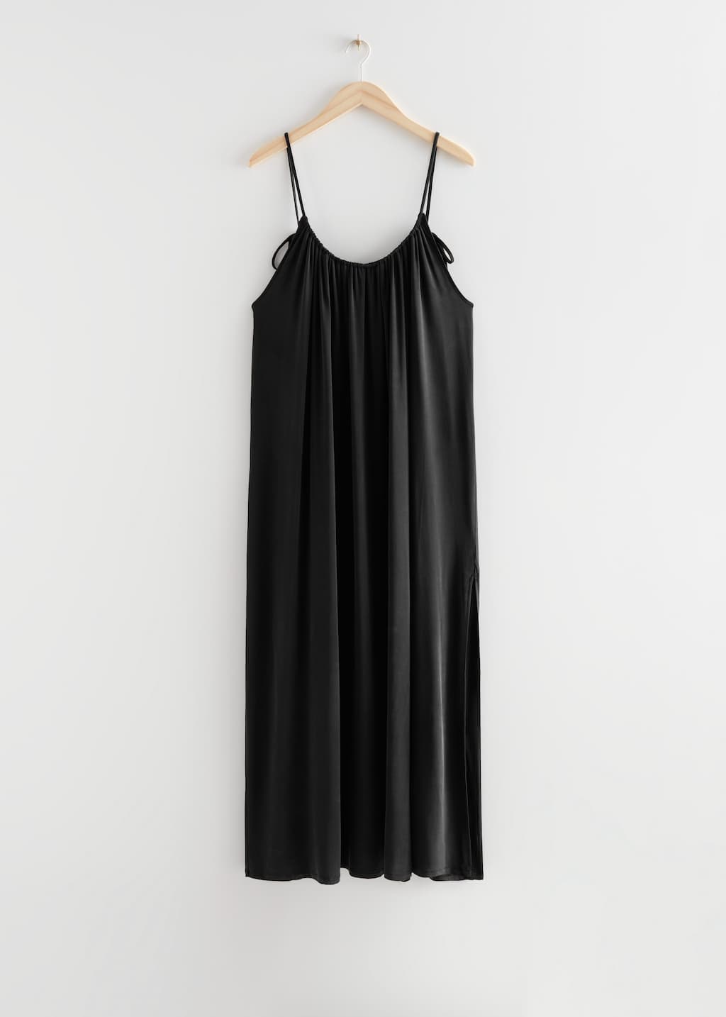 StrappyMaxiDress - Black - Bodegón