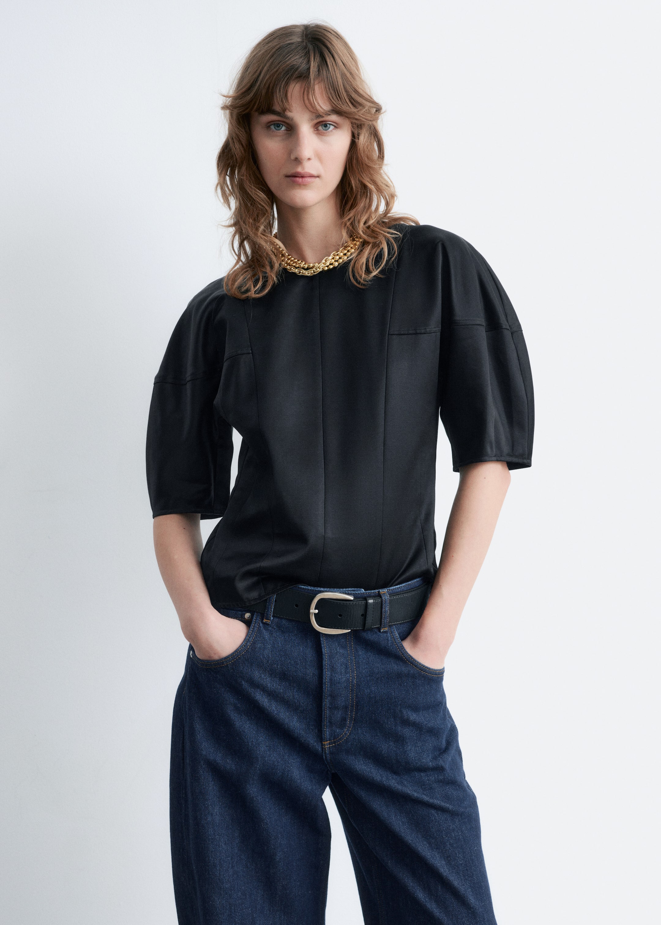 Visualizza immagine più grande: Maglia in raso con maniche a sbuffo - Nero - DONNA | H&M IT 1