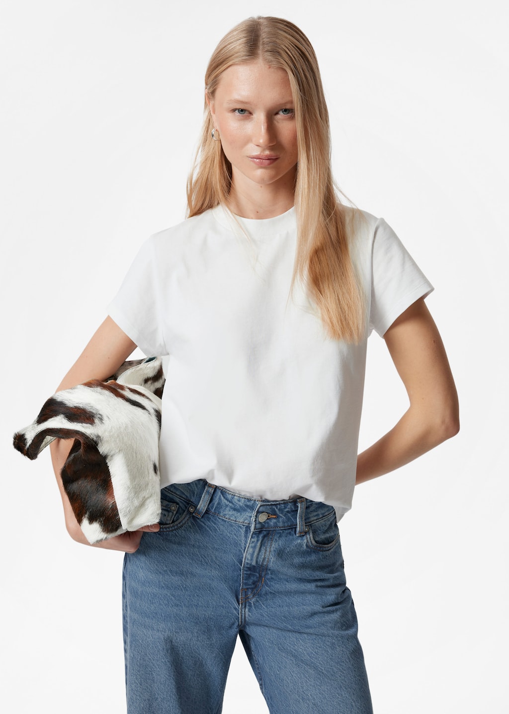T-shirt med rund halsringning – Svart – lookbook