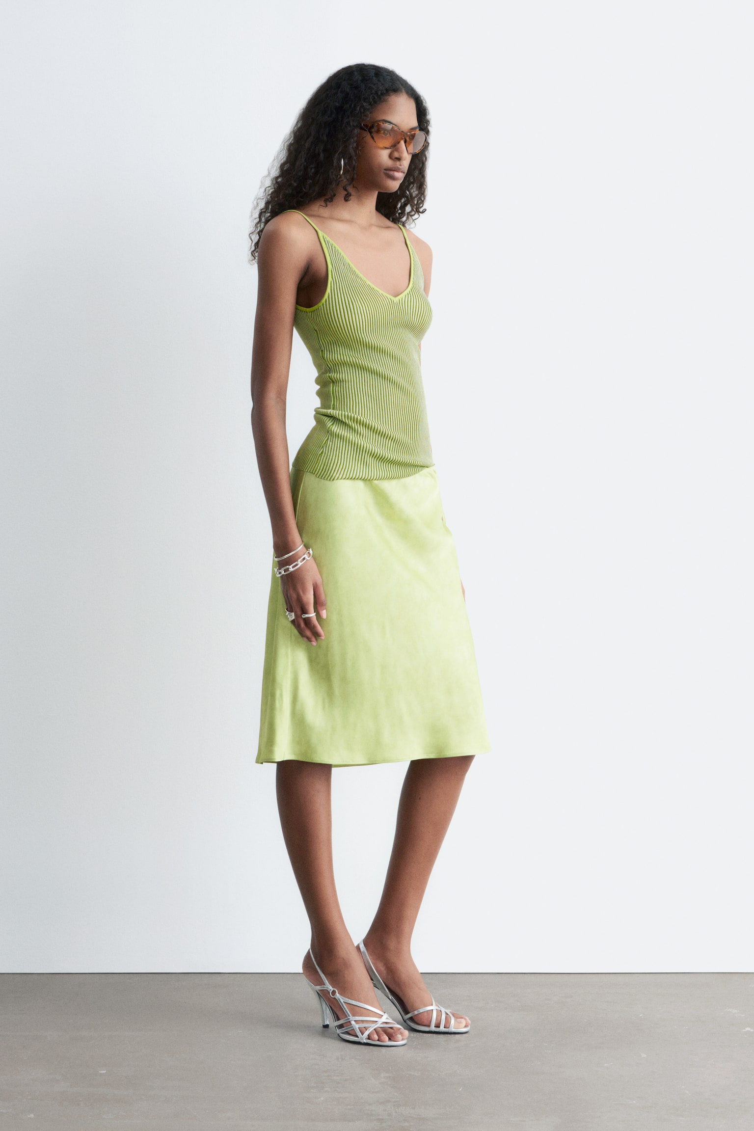 Satijnen sliprok tot op de knie - Lichtgroen - 5