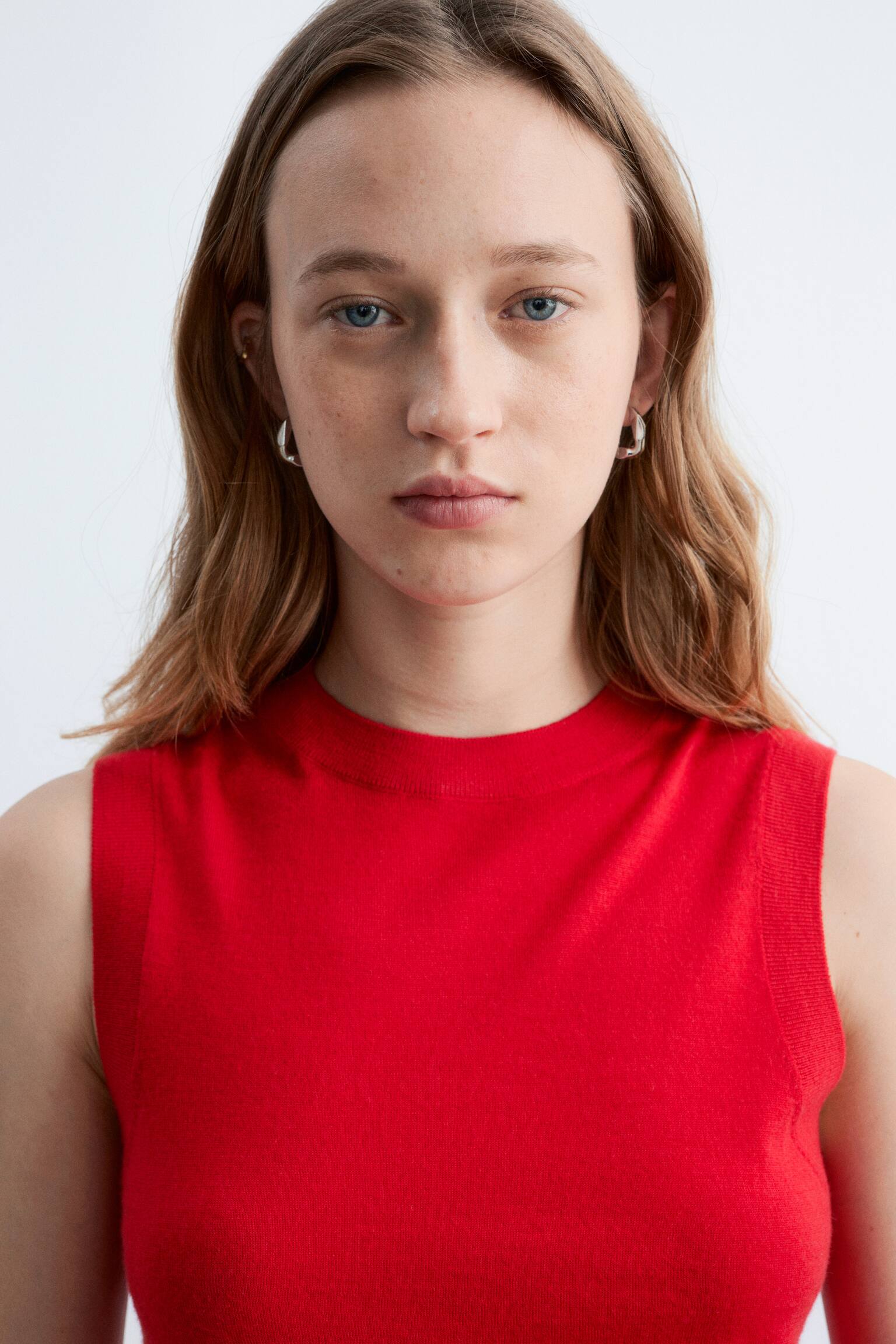 אפודת קשמיר סרוגה - אדום/תכלת - 9