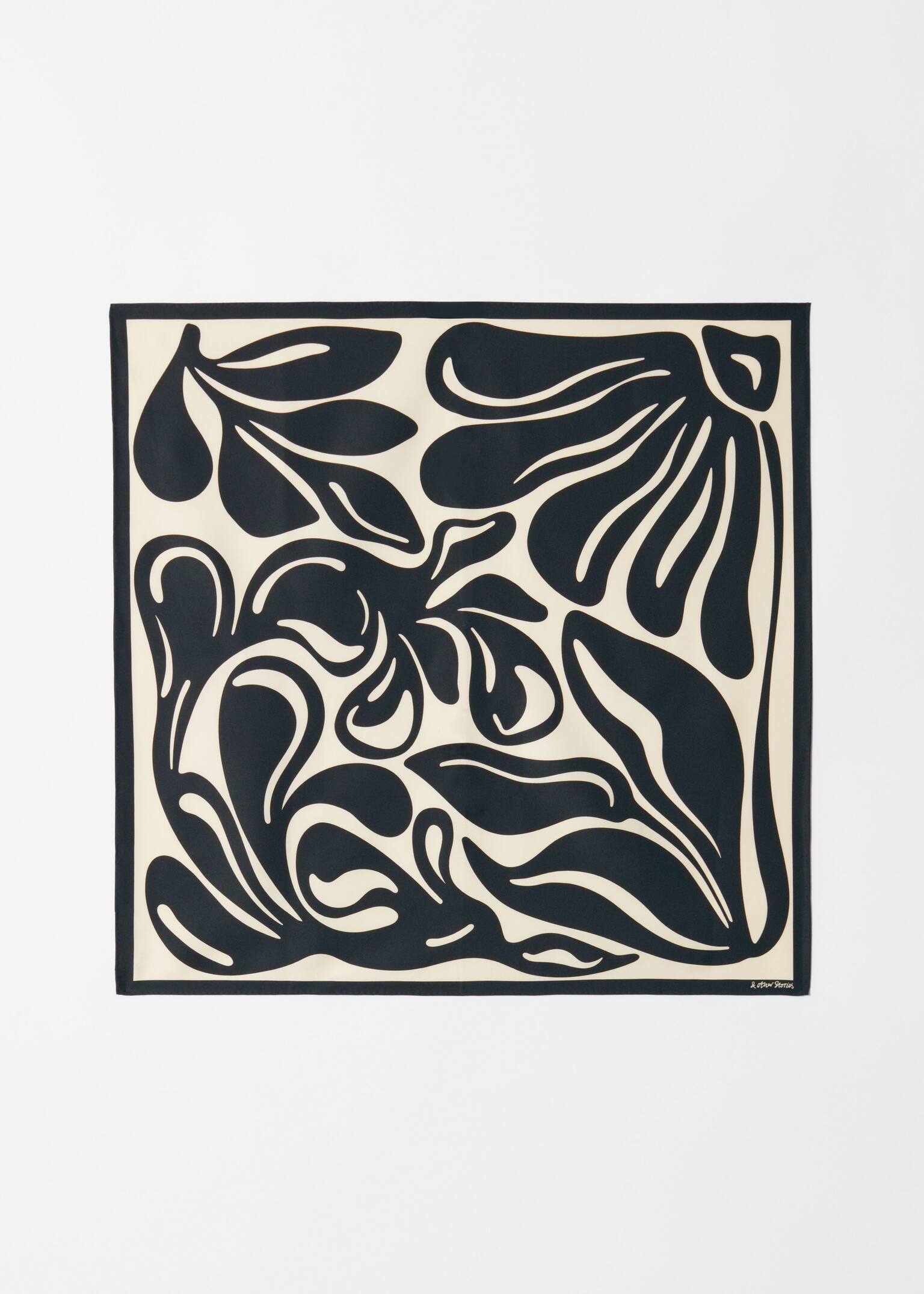 Šatka s listovým vzorom - Black