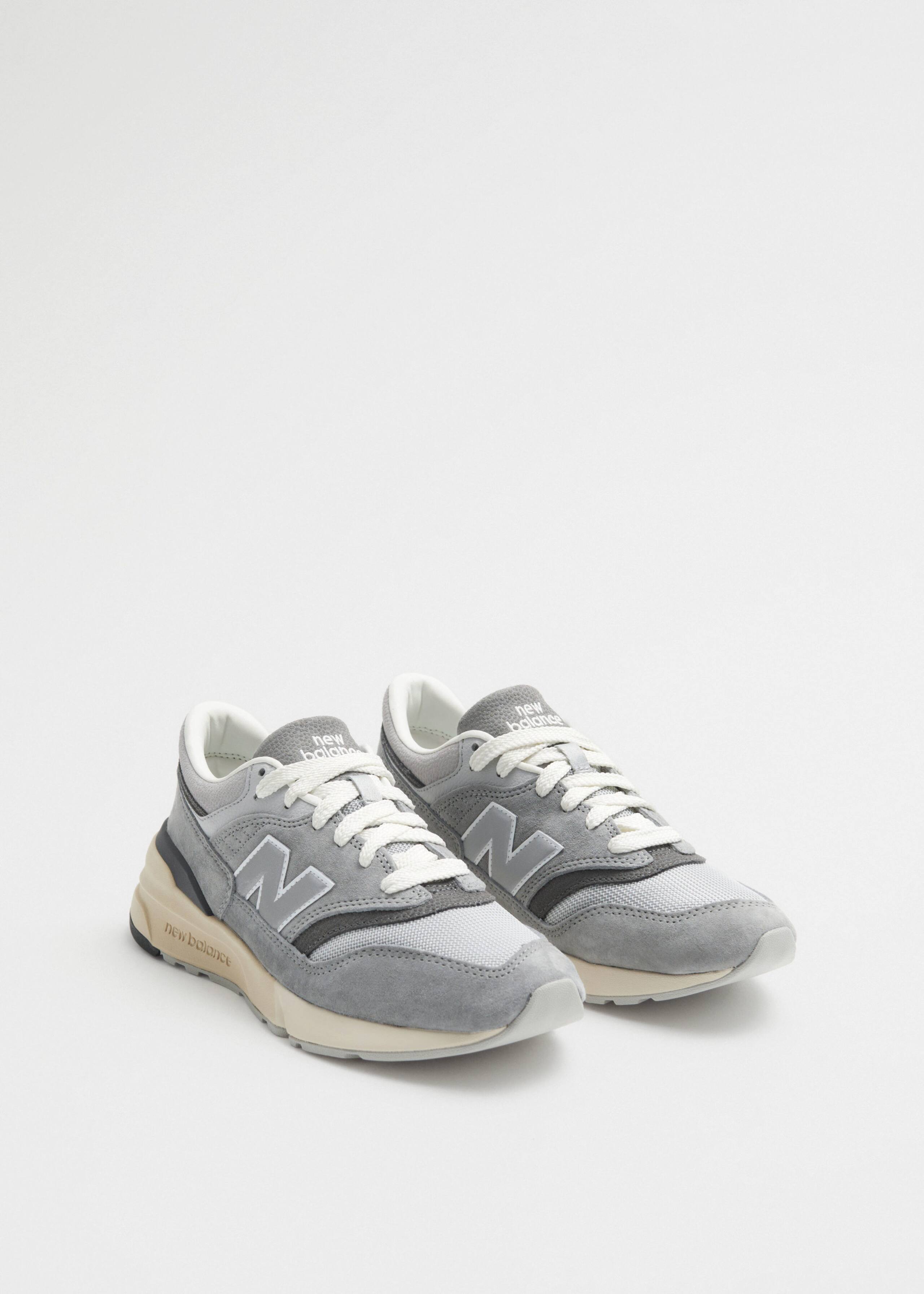 Sneakersy New Balance 997R – Szary – Martwa natura