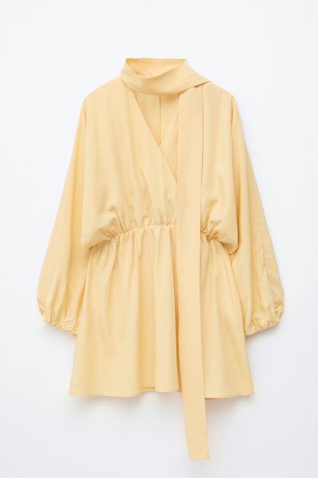 Mini-Wickelkleid mit Schal - Gelb/Schwarz/Weiß - 1