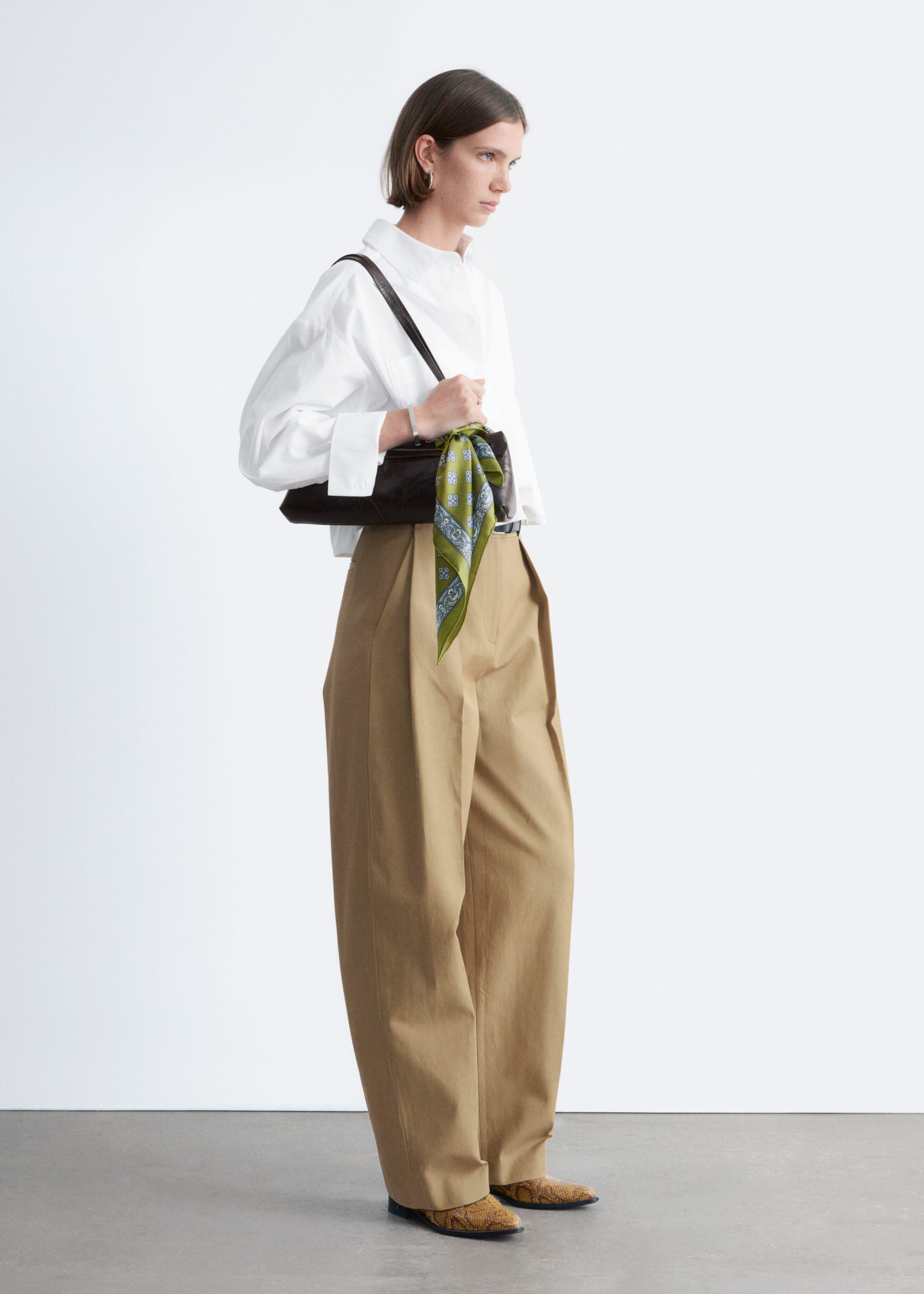 Image of Chemise courte oversize en coton