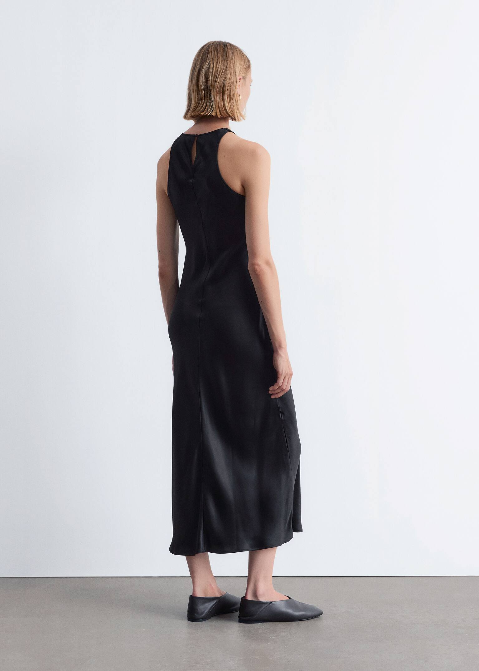 Mouwloze satijnen midi-jurk - Zwart/Roze/Medium blauw/Donkerbruin/Donkerroze - 5