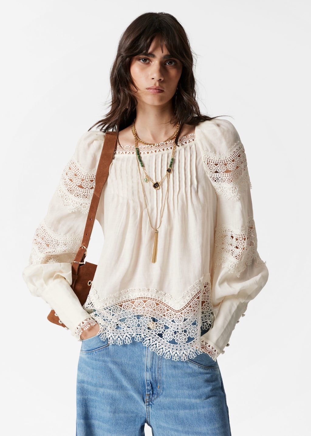 Image of Blusa con ribete de encaje
