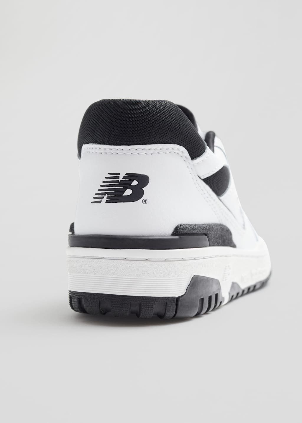 Sneakersy New Balance 550 C – {{variantName}} – Szczegół