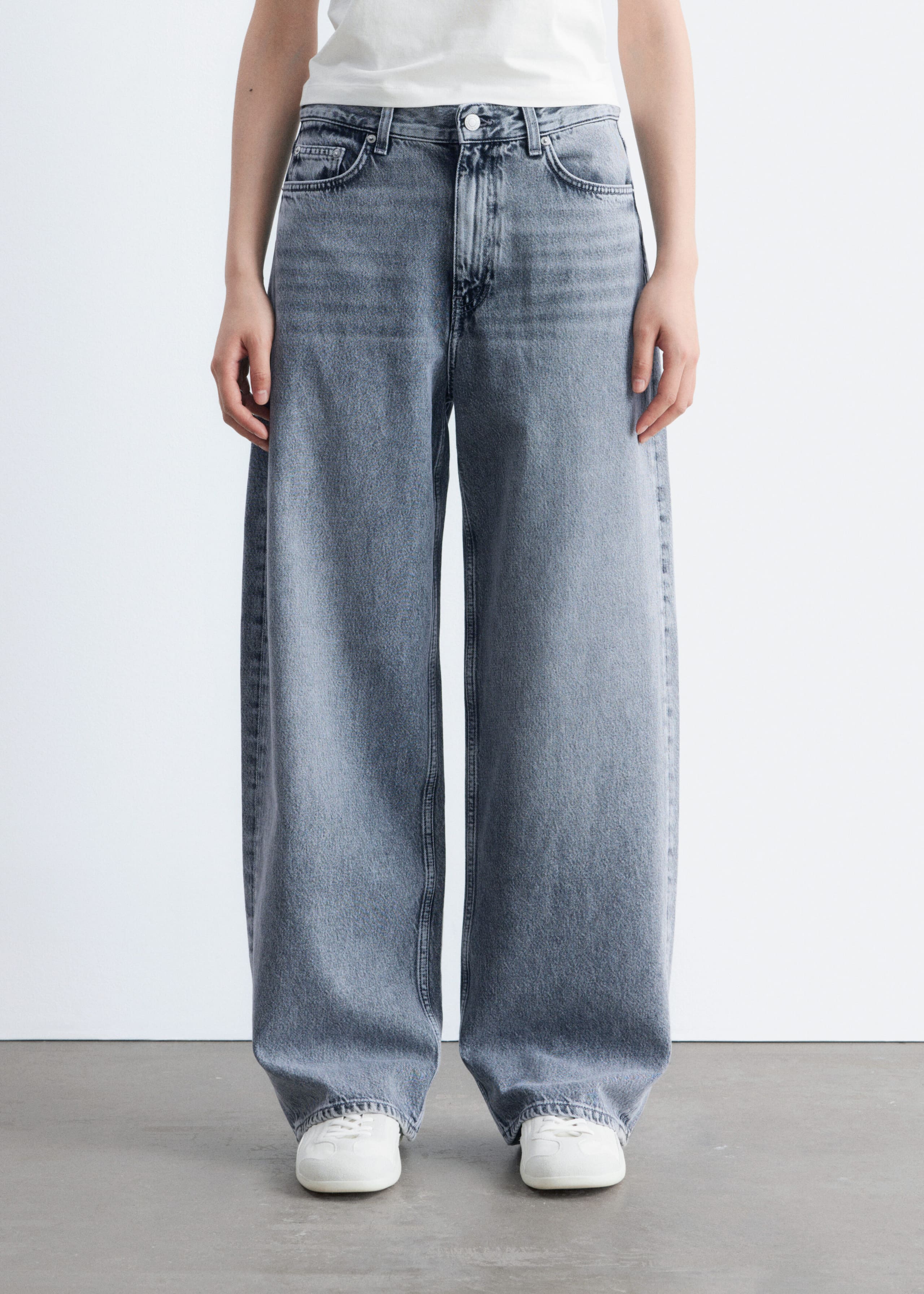 Image of Baggy Jeans