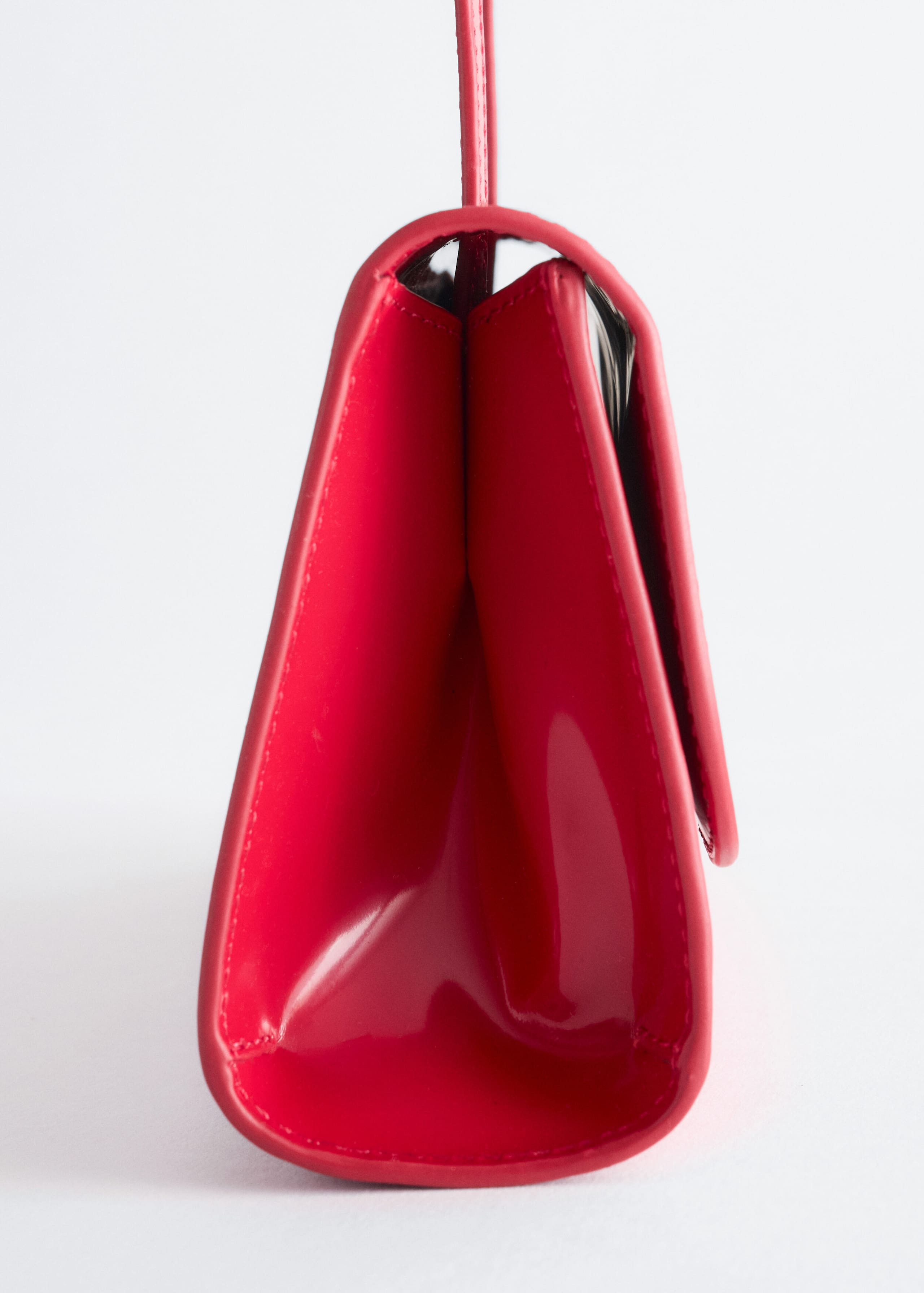Croc-Effect Leather Shoulder Bag - Red - Still Life