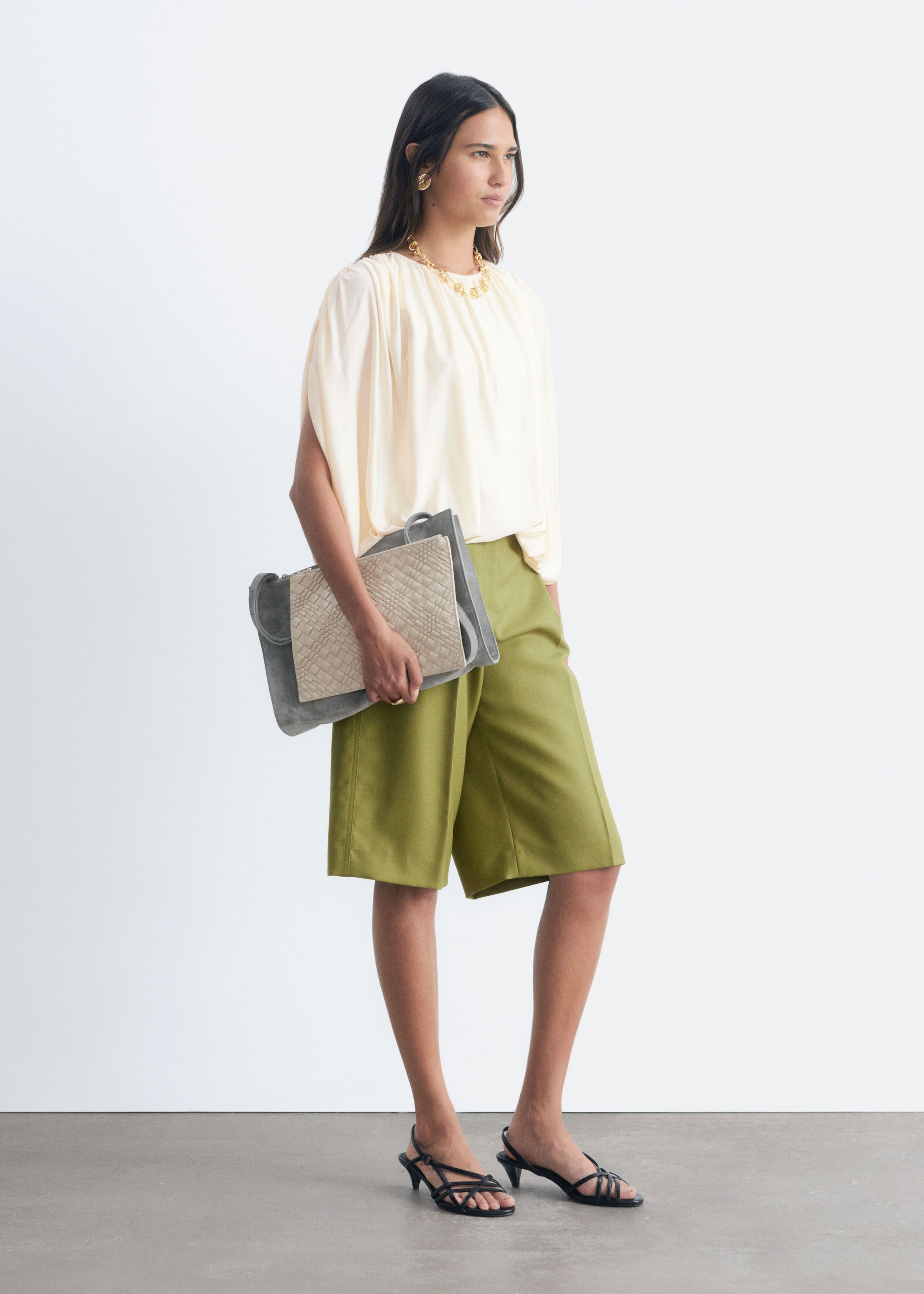 Pleated Bermuda Shorts - Green - Lookbook