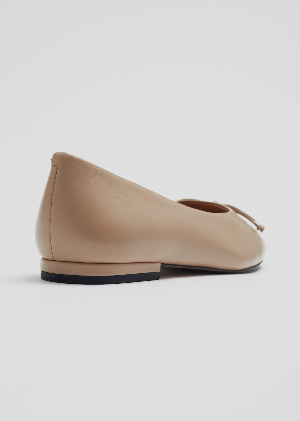 Ballerines en cuir - {{variantName}} - Descriptive Detail