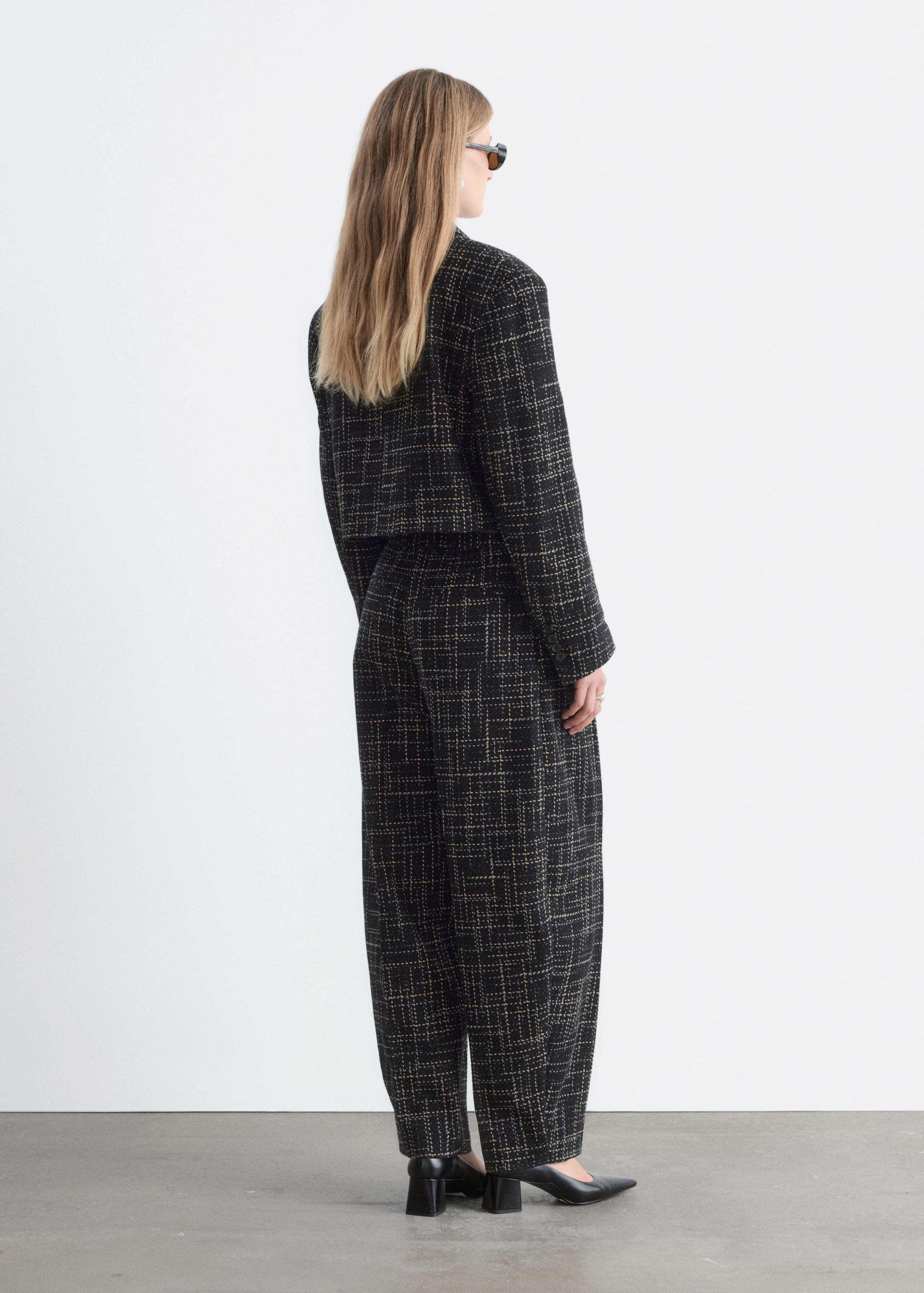 Cropped katoenen blazer - Zwart - Lookbook