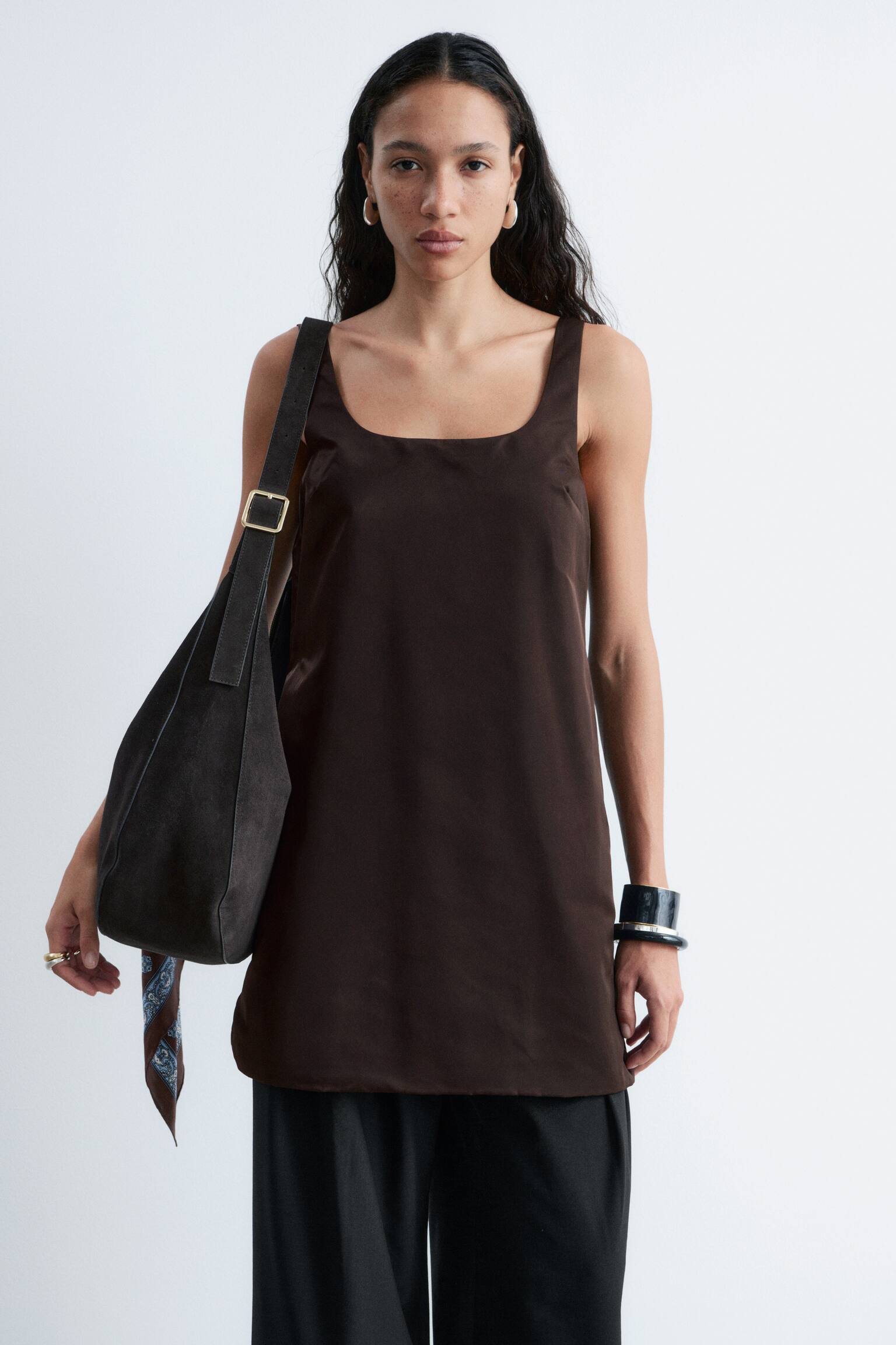 Mini abito scultoreo con coulisse - Marrone scuro - 4