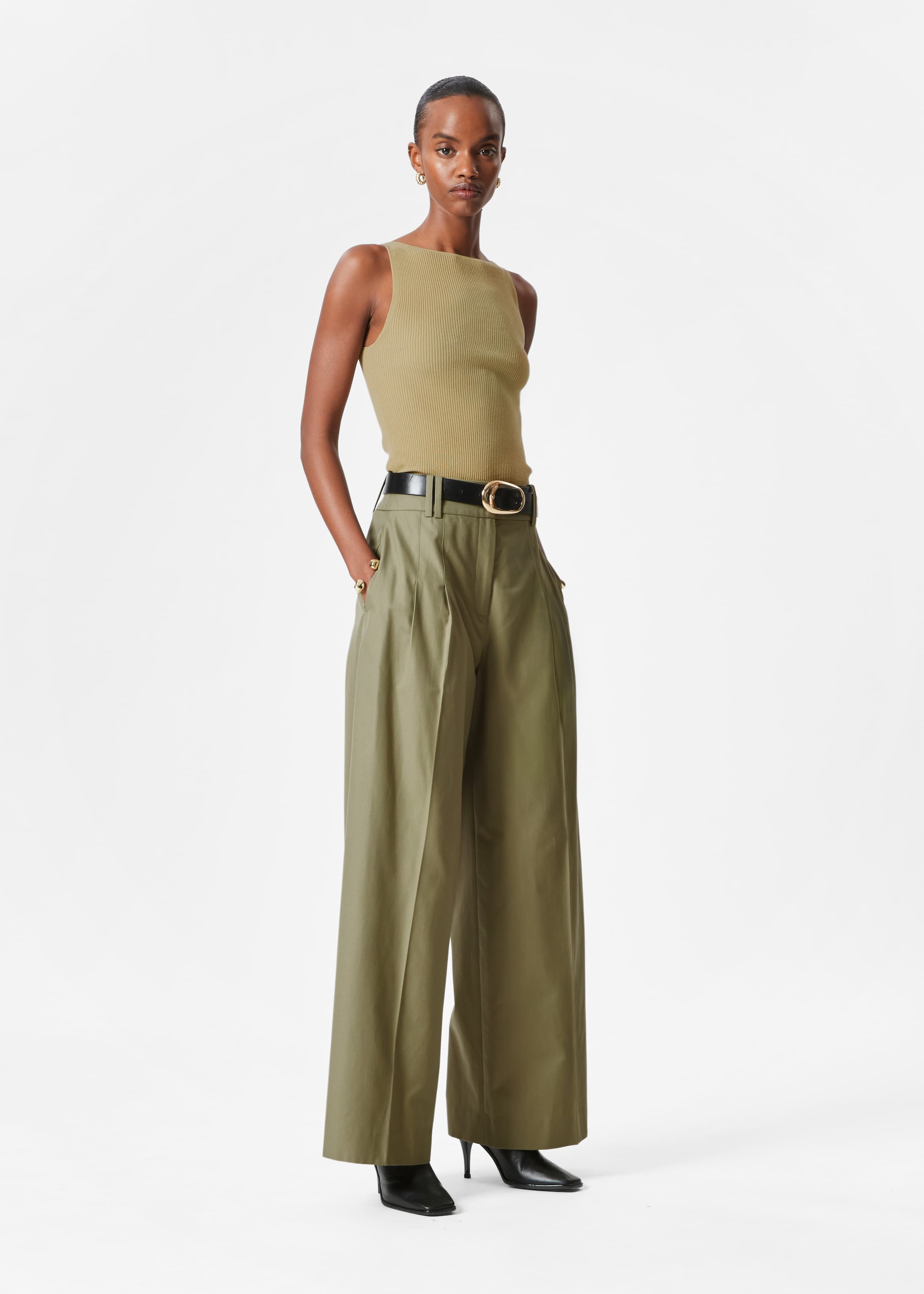 Größeres Bild ansehen: Hose mit Falten - Khaki - Ladies | H&M DE 3