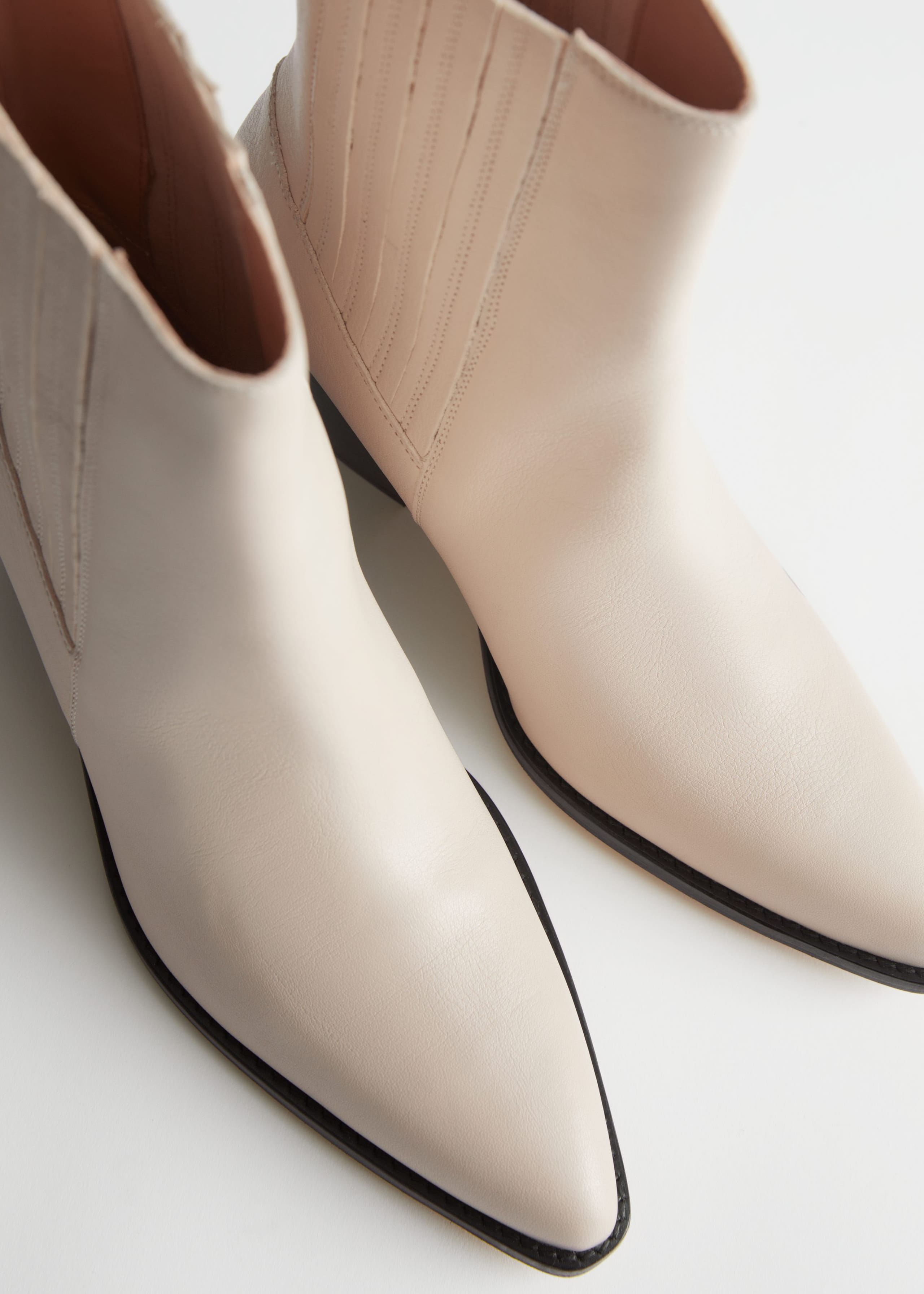 Pointed Leather Western Boots - {{variantName}} - Descrizione dettagliata