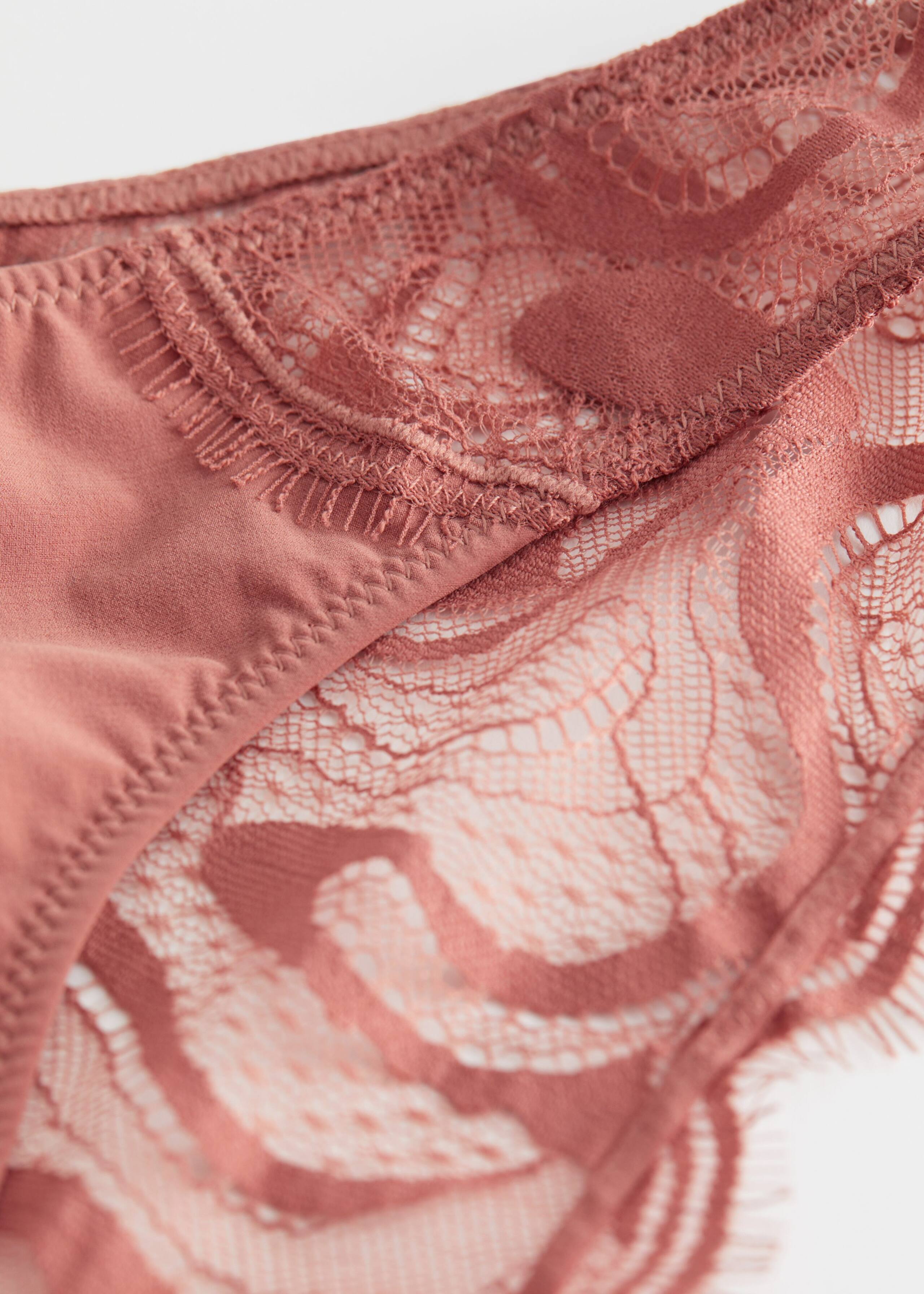 AbstractLaceBriefs - {{variantName}} - Descrizione dettagliata