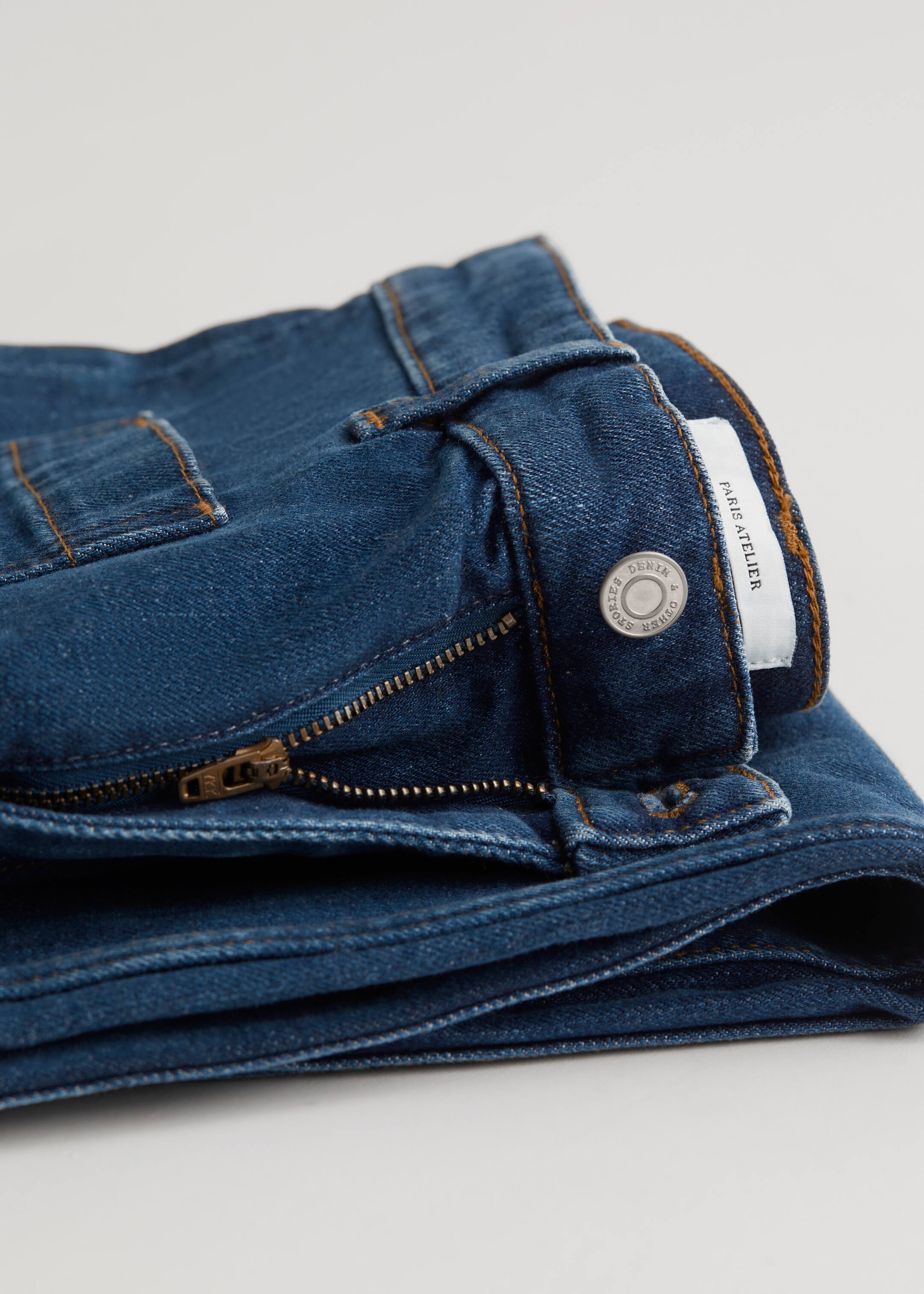 Visa större bild: Utsvängda jeans - New blue - DAM | H&M SE 7