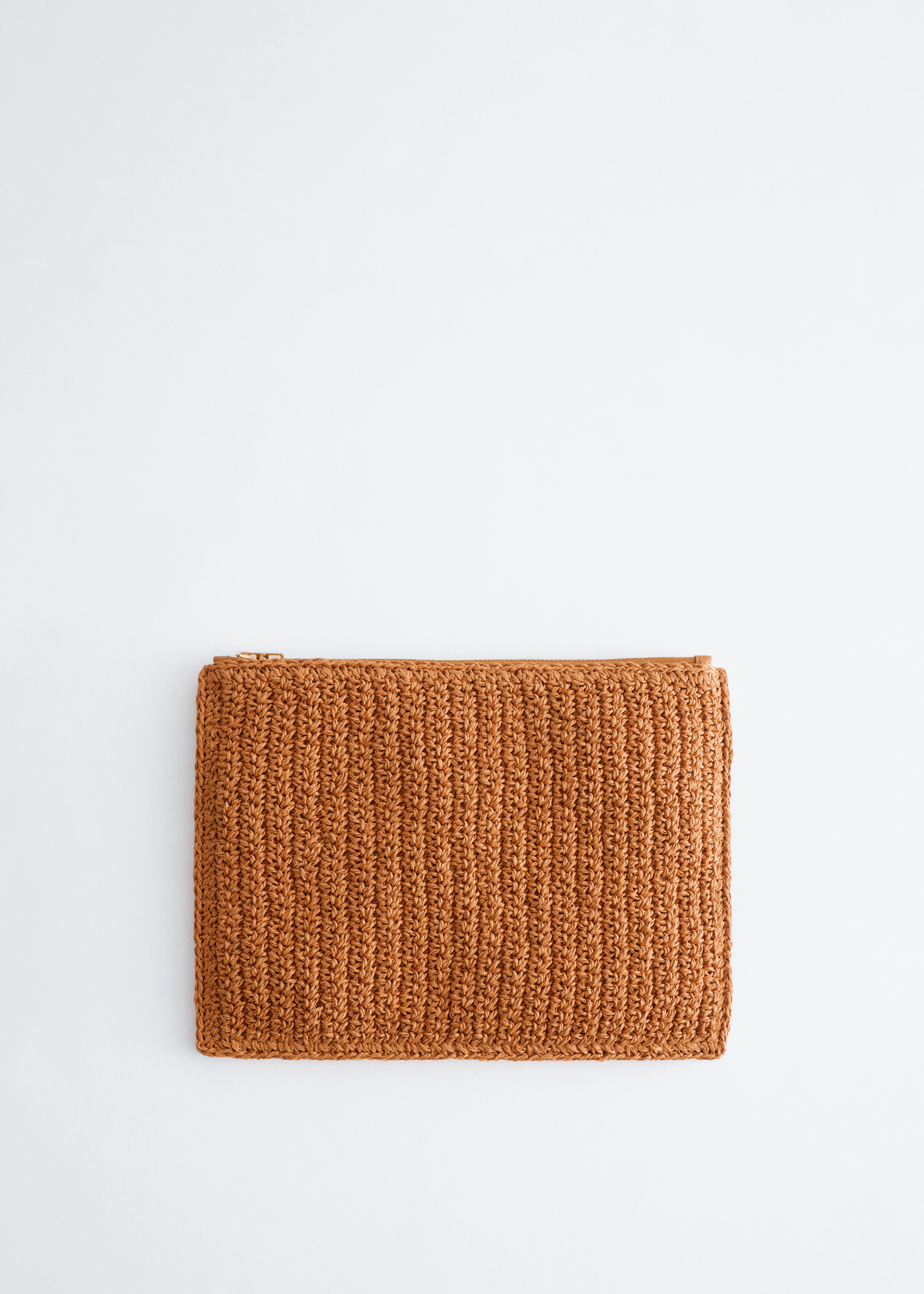 Flache Tasche aus Baststroh - Dunkelbeige