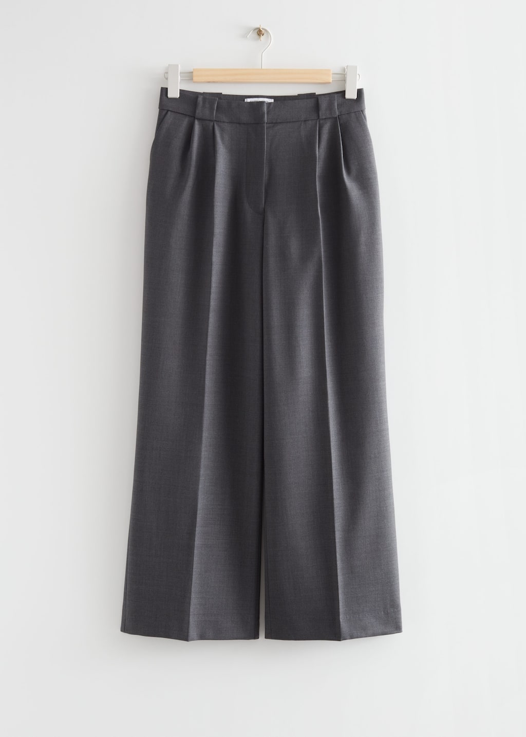 RelaxedPressCreaseTrousers - Grey - Natura morta