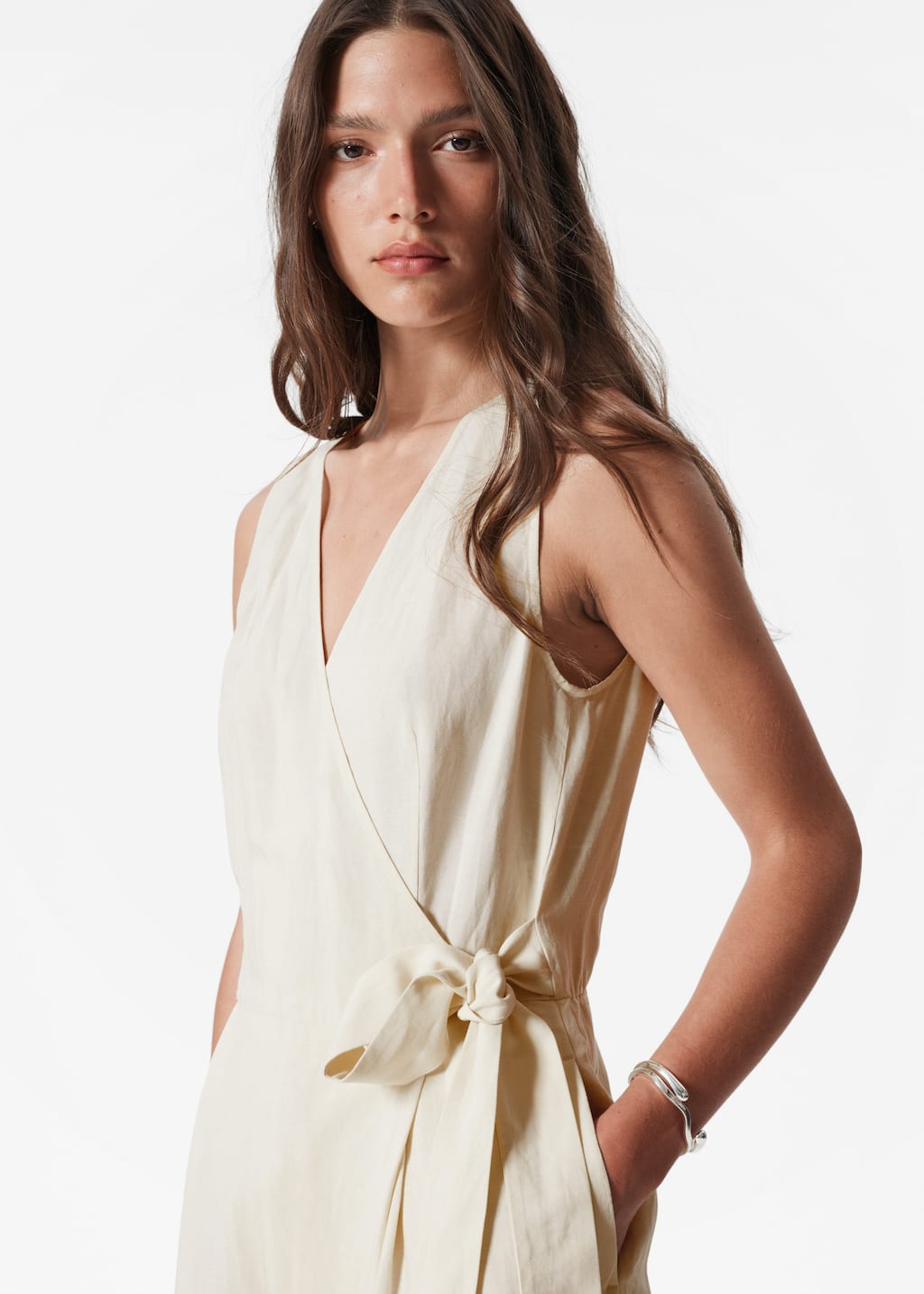 Wickel-Jumpsuit - Weiß - Lookbook