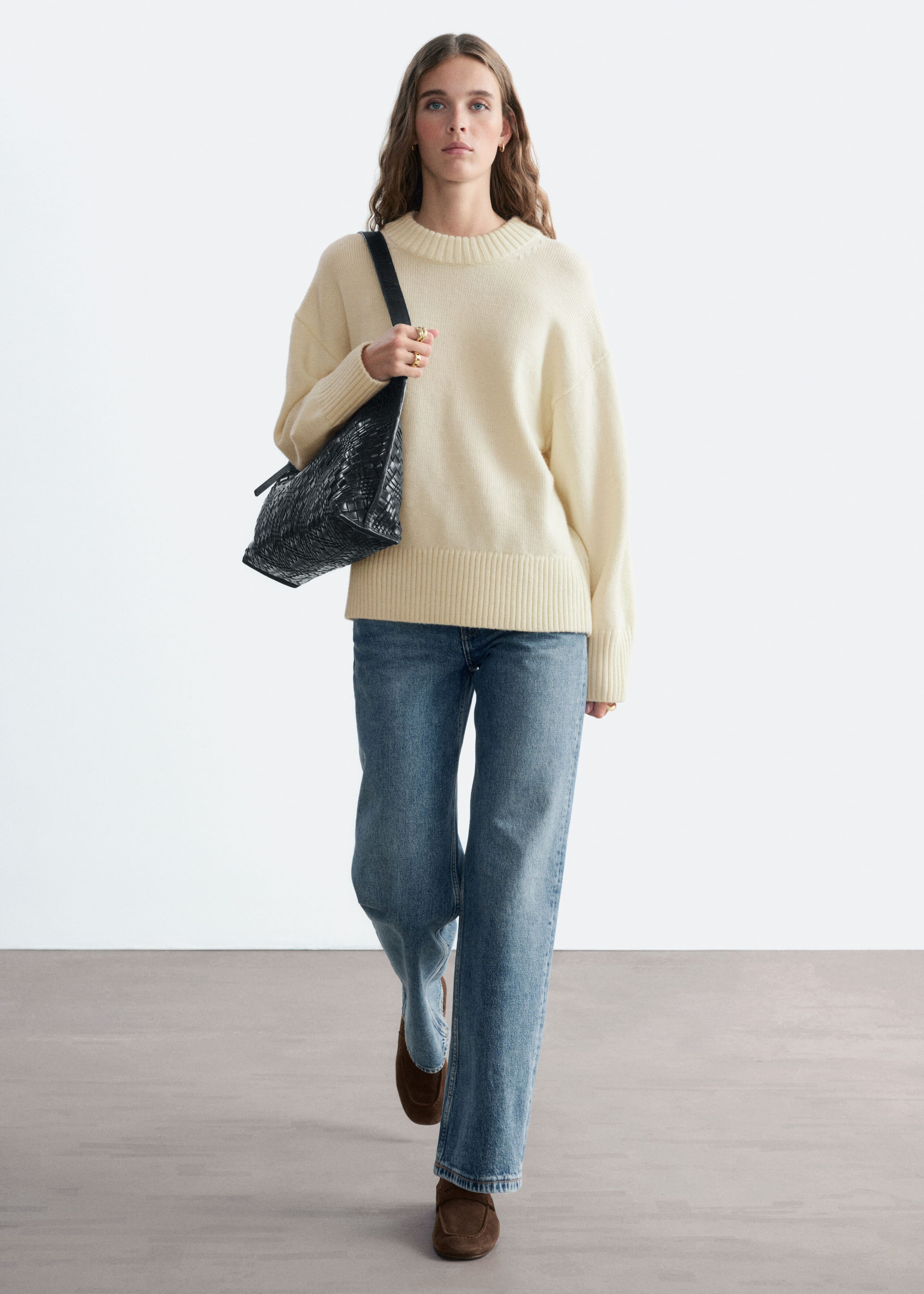 Oversized Wool Jumper - Pink - Lookbook