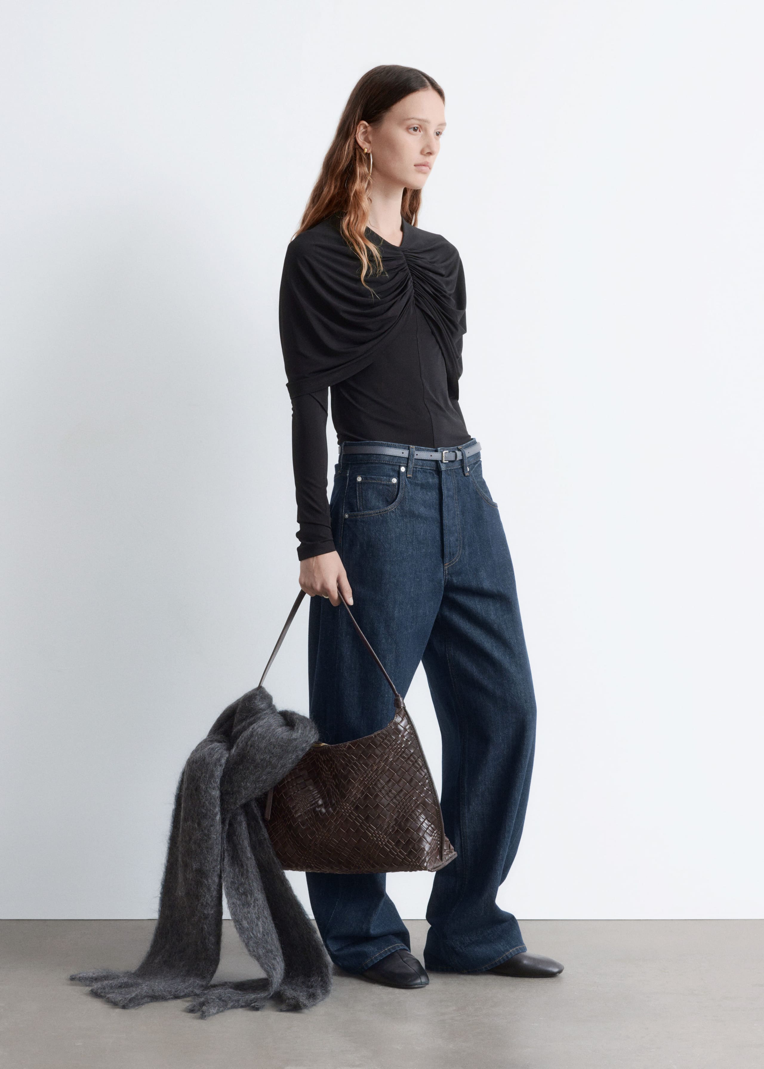 Image of Oberteil mit drapiertem Cape-Detail