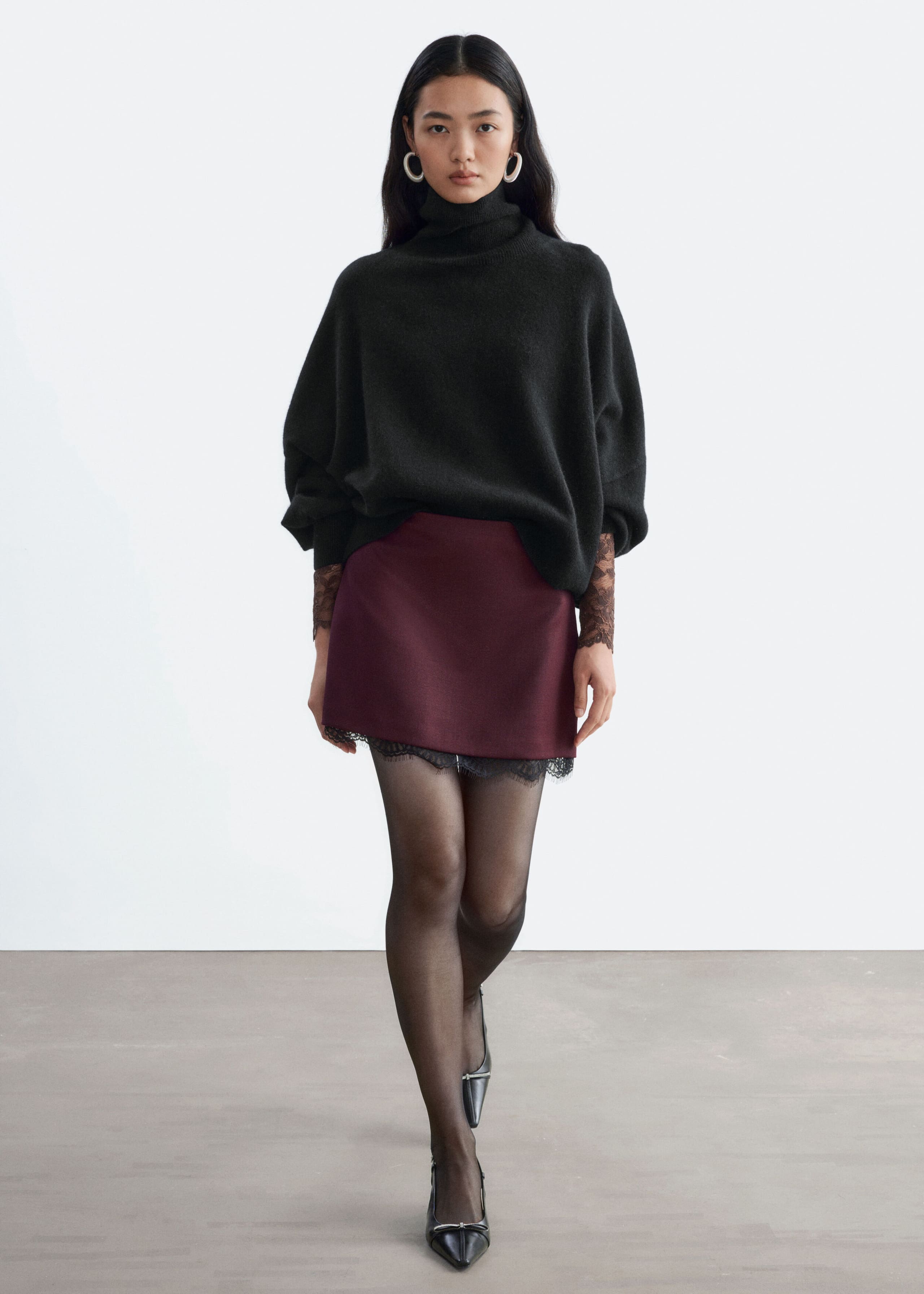 Lace-Trim Mini Skirt Dark Red