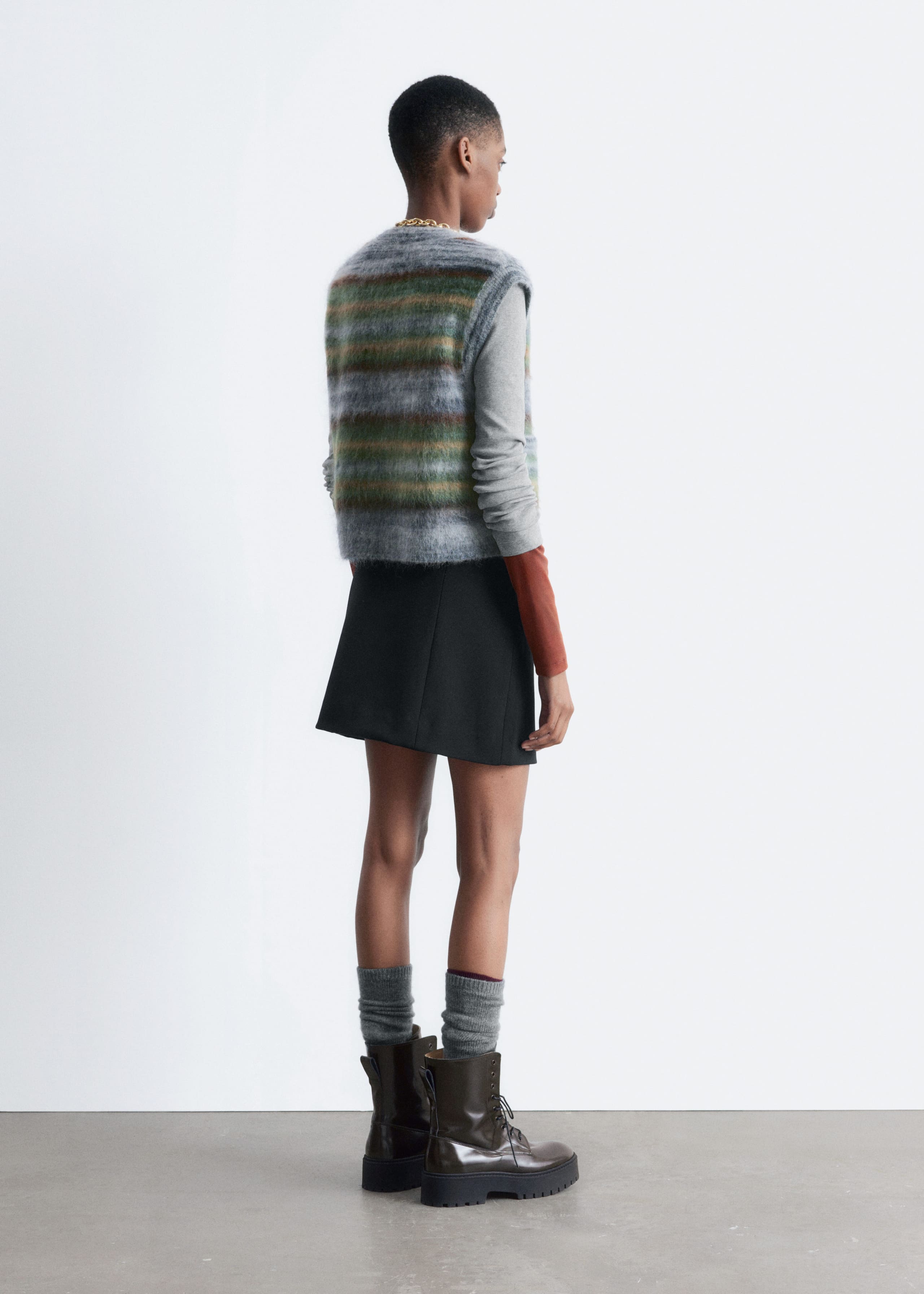 Image of Strickweste mit gebürsteter Textur