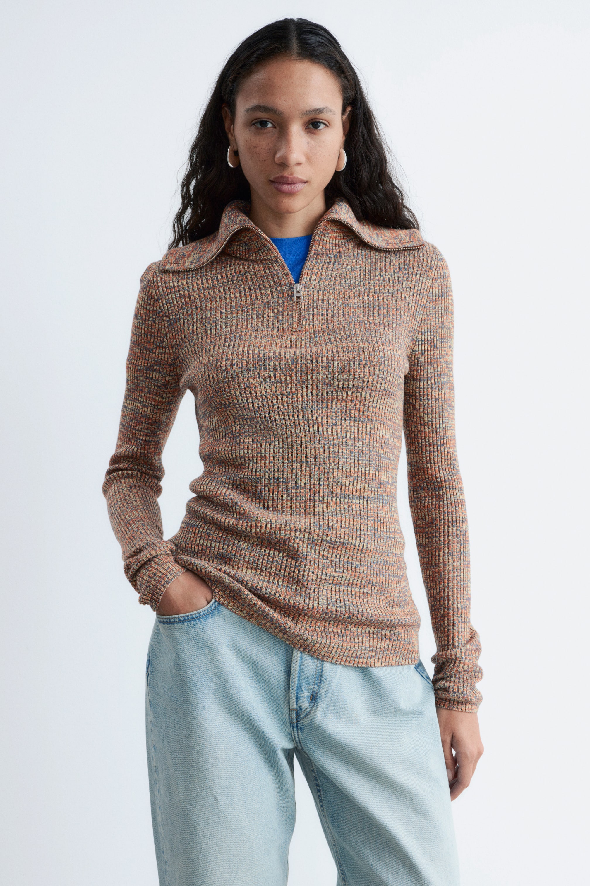 Grotere afbeelding bekijken: Gemêleerd gebreide trui met halve rits - Oranje/gemêleerd - DAMES | H&M NL 1